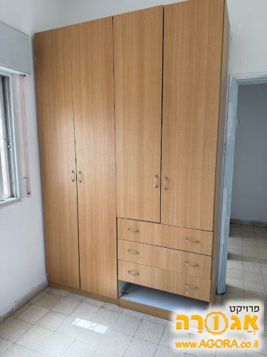 ארון בגדים
