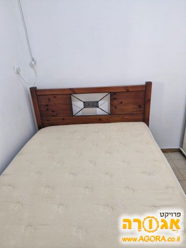 מיטה זוגית מעץ מלא 1.40/1.90 עם מזרון