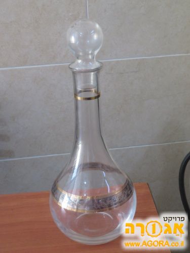 בקבוק ליין מזכוכית