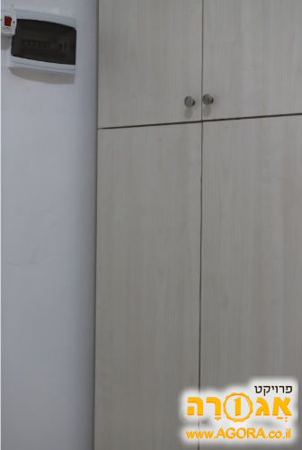 ארון בגדים