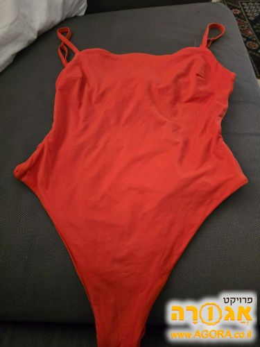 בגד ים כתום