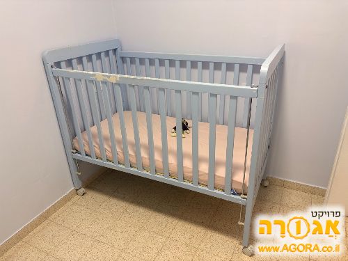 מיטת תינוק