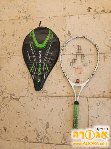 מחבט טניס לילדים