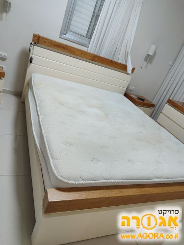 מיטה זוגית