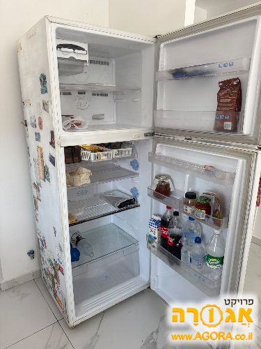 מקרר תקין בינוני מהרצליה למסירה היום בצה