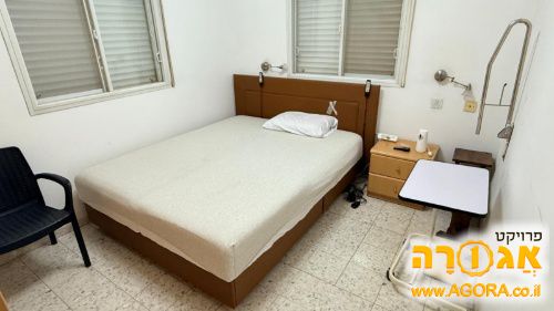 מיטת מתכווננת