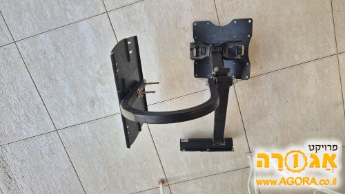 זרוע לתליית טלוויזיה