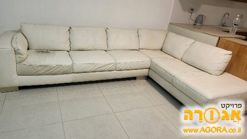 ספא איטלקית גדולה בצד אחד יש קצת שפשוף