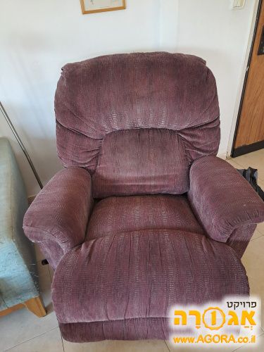 כורסת טלוויזיה