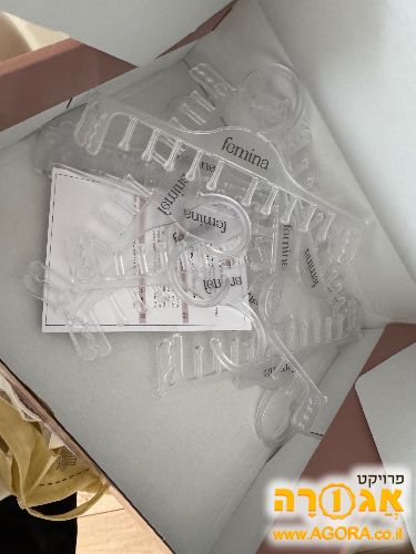 קולבי פלסטיק קטנים חדש-אולי לפינת בובות