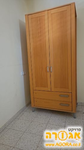 שולחן אוכל נפתח עם 3 כיסאות