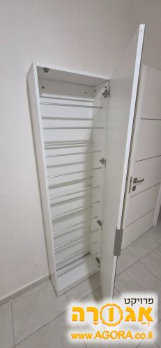ארון נעלים כולל מראה