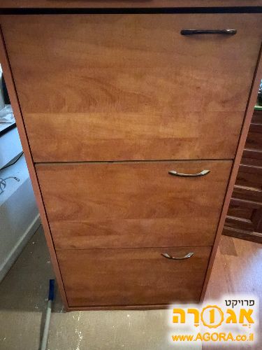 2 ארונות נעליים