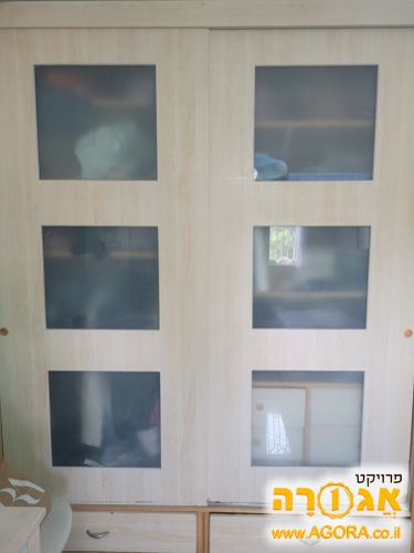 ארון בגדים