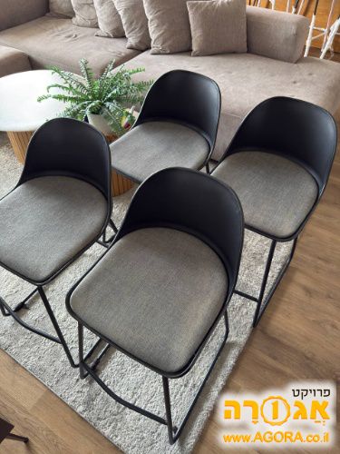 כסאות בר