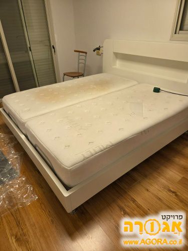 מיטה זוגית מתכוונת
