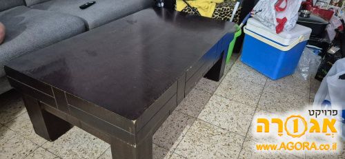 שולחן