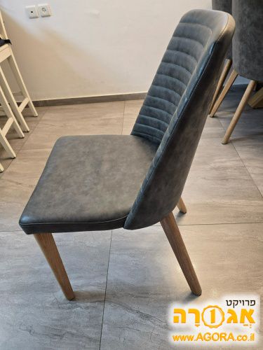 כיסאות פינת אוכל