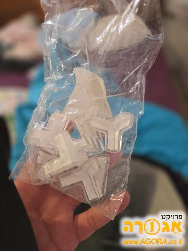 פינות לשולחן
