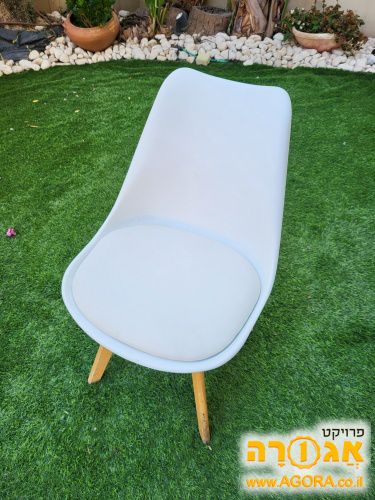 4 כסאות פינת אוכל