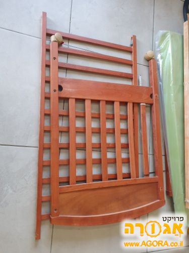 מיטת תינוק
