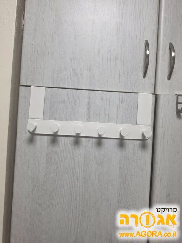 מתלה לדלת