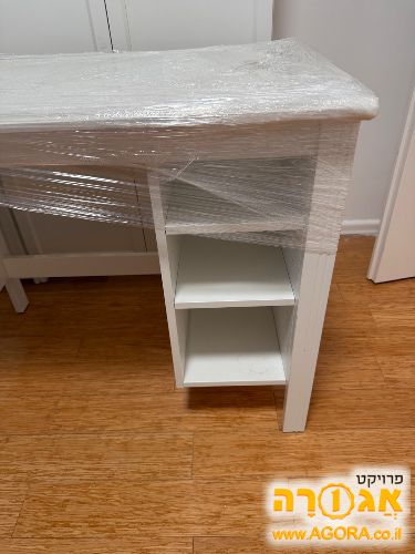 שולחן כתיבה