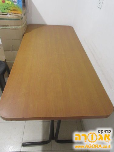שלחן מטבח גדול
