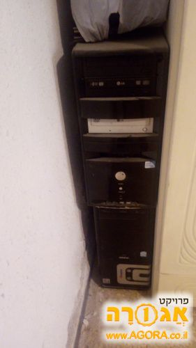 2 מחשבים נייחים ישנים