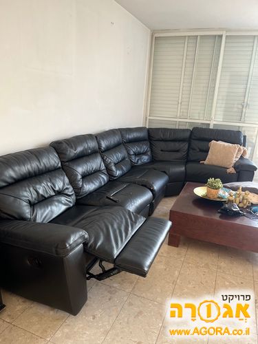 ספה פינתית גדולה לסלון