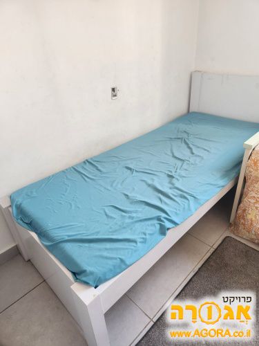 מיטת נוער יחיד