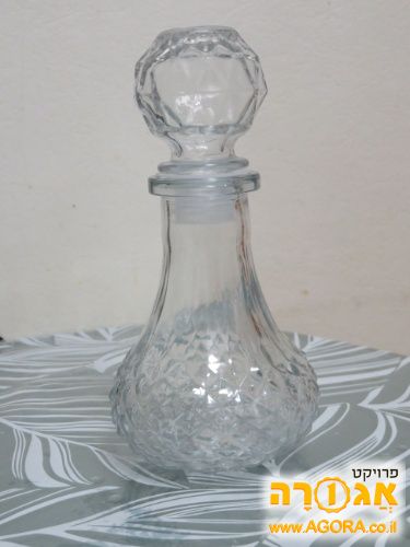 בקבוק מזכוכית ליין