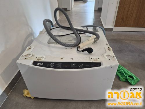 מכונת כביסה קטנה LG 2 kg