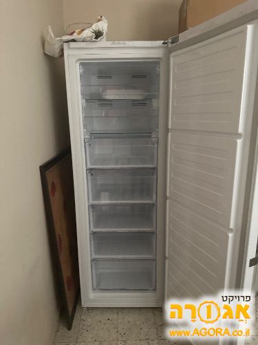 מקפיא בקו