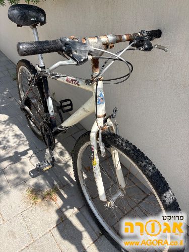 אופניים ישנים