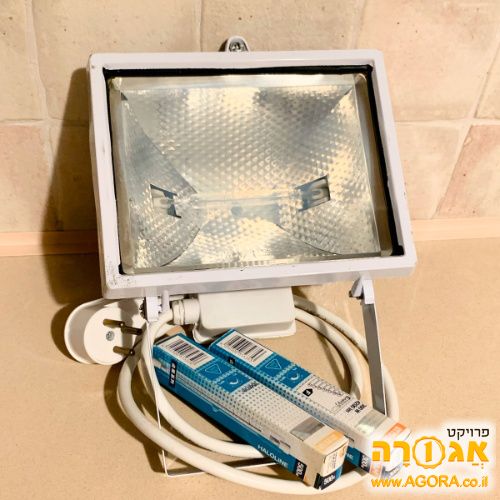 תאורה מקצועית הלוגן 500w לצילומים והפקות