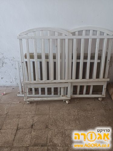 מיטת תינוק