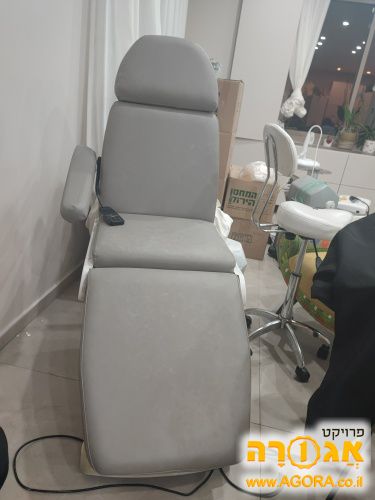 כסא לקוסמטיקאית