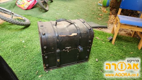 תיבה ישנה