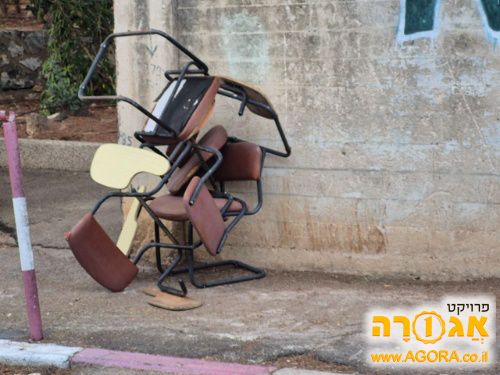 כסאות