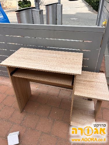 שולחן