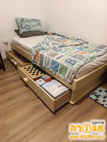 מיטת יחיד