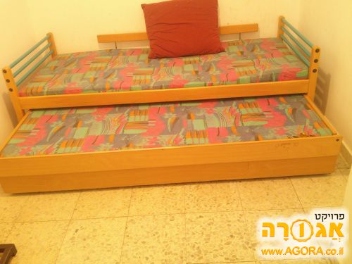 מיטה נפתחת