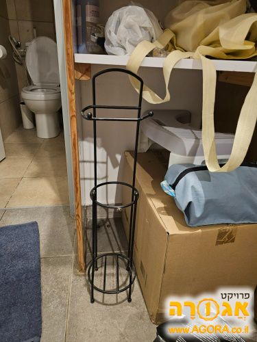 מתקן לנייר טואלט