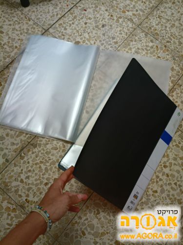 קלסרי תצוגה שחורים עם כיסים שקופים A3