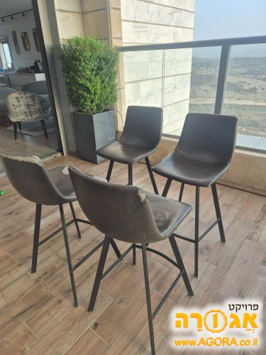 כסאות בר