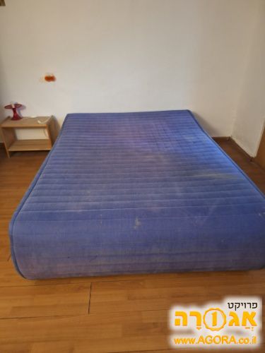 מיטת שינה