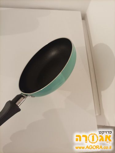 מחבת קטנה