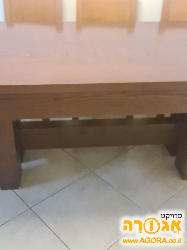 שולחן