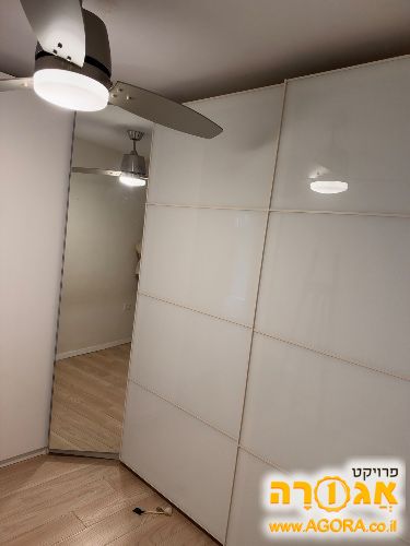 ארון